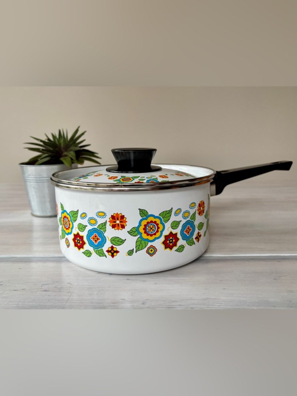 NWOT Retro White Vintage Enamel Saucepan with Floral Design & Lid.